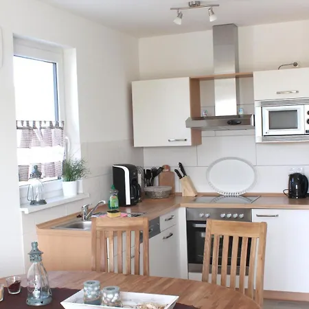 別荘 Jonas レリク